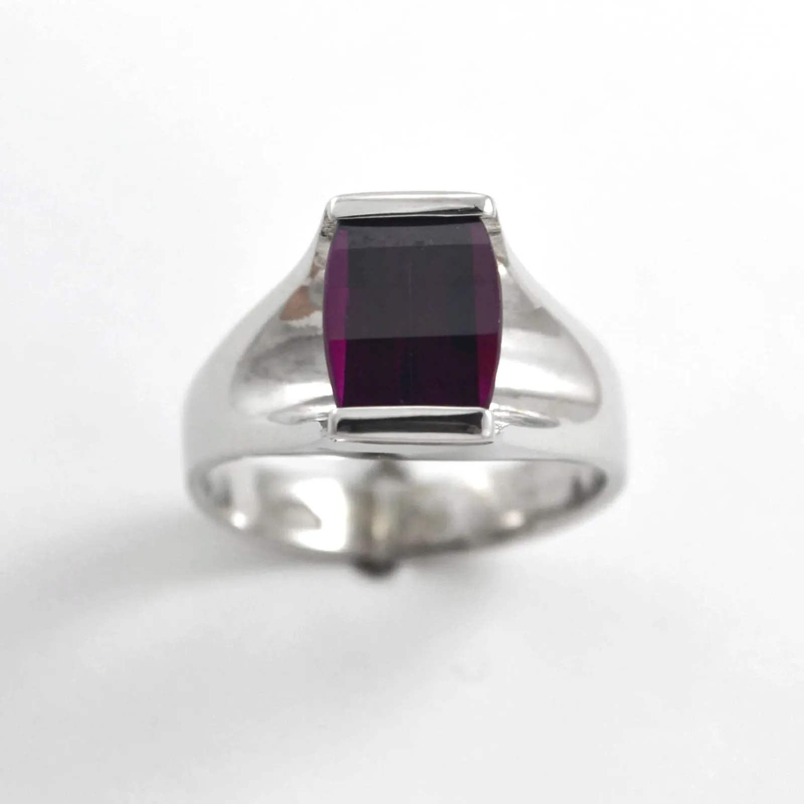 14K W Rhodolite Garnet Opposed Bar (Roll Top) Ring by Sharon Teaman — view 1