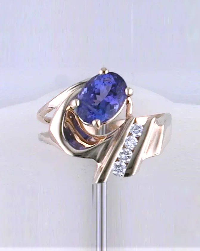 Ailsa Tanzanite Ring by Sharon Teaman