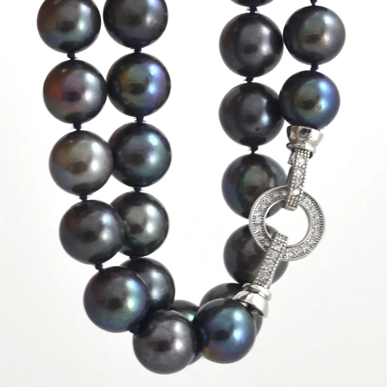 Black Freshwater Pearl strand by Sharon Teaman — view 1