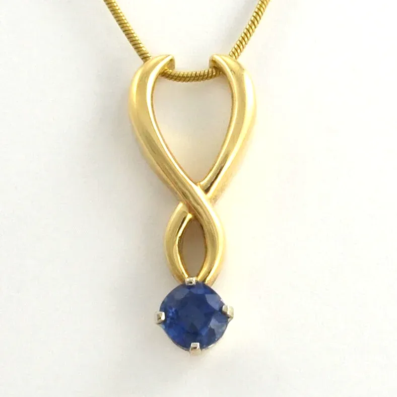 Blue Australian Sapphire Pendant Round Faceted in 14K Yellow gold by Sharon Teaman