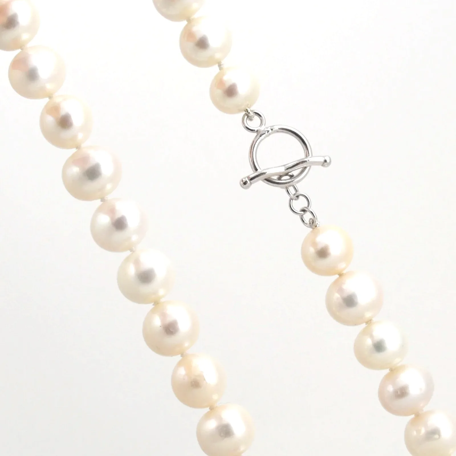 Freshwater White Pearls Round-ish Pearls Fabulous look for little cost! by Sharon Teaman — view 2
