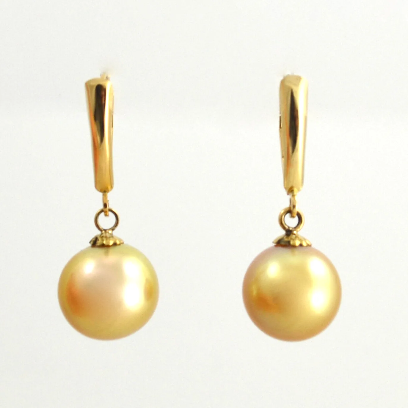 Indonesian Butter Pearls by Sharon Teaman — view 1