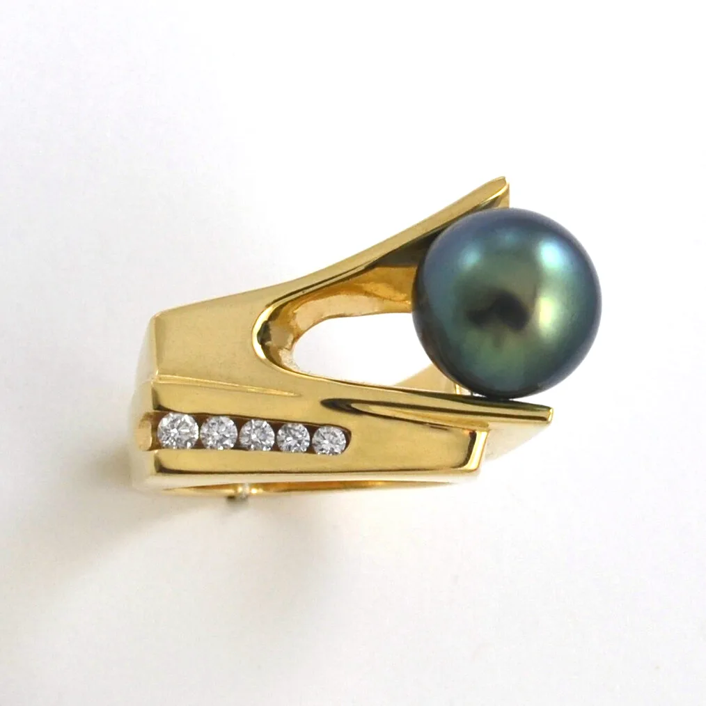 Leia Green Tahitian Pearl Ring by Sharon Teaman — view 2