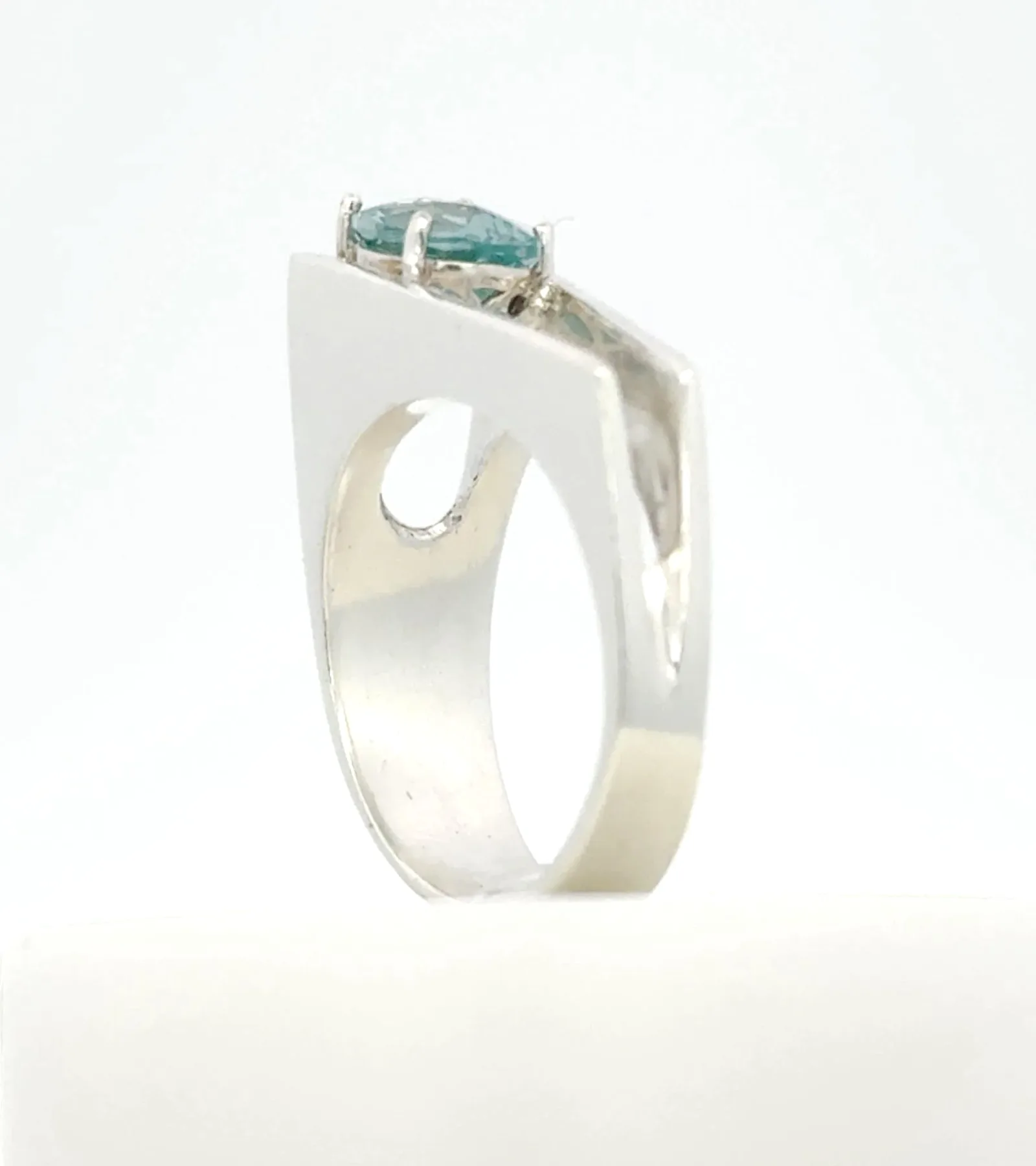 PI 195 SS Oval Para Iba Spinel Ring (Lab created Caribbean Blue/Green) by Sharon Teaman — view 2