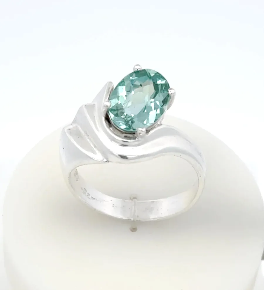 PI 509 SS Oval Para Iba Spinel Ring (Lab created Caribbean Blue/Green) by Sharon Teaman