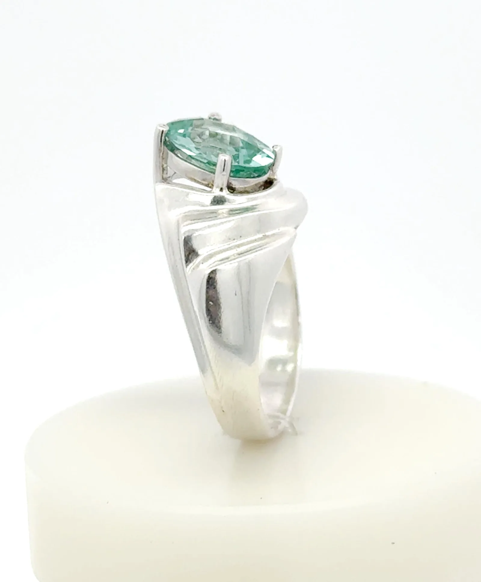 PI 509 SS Oval Para Iba Spinel Ring (Lab created Caribbean Blue/Green) by Sharon Teaman — view 3