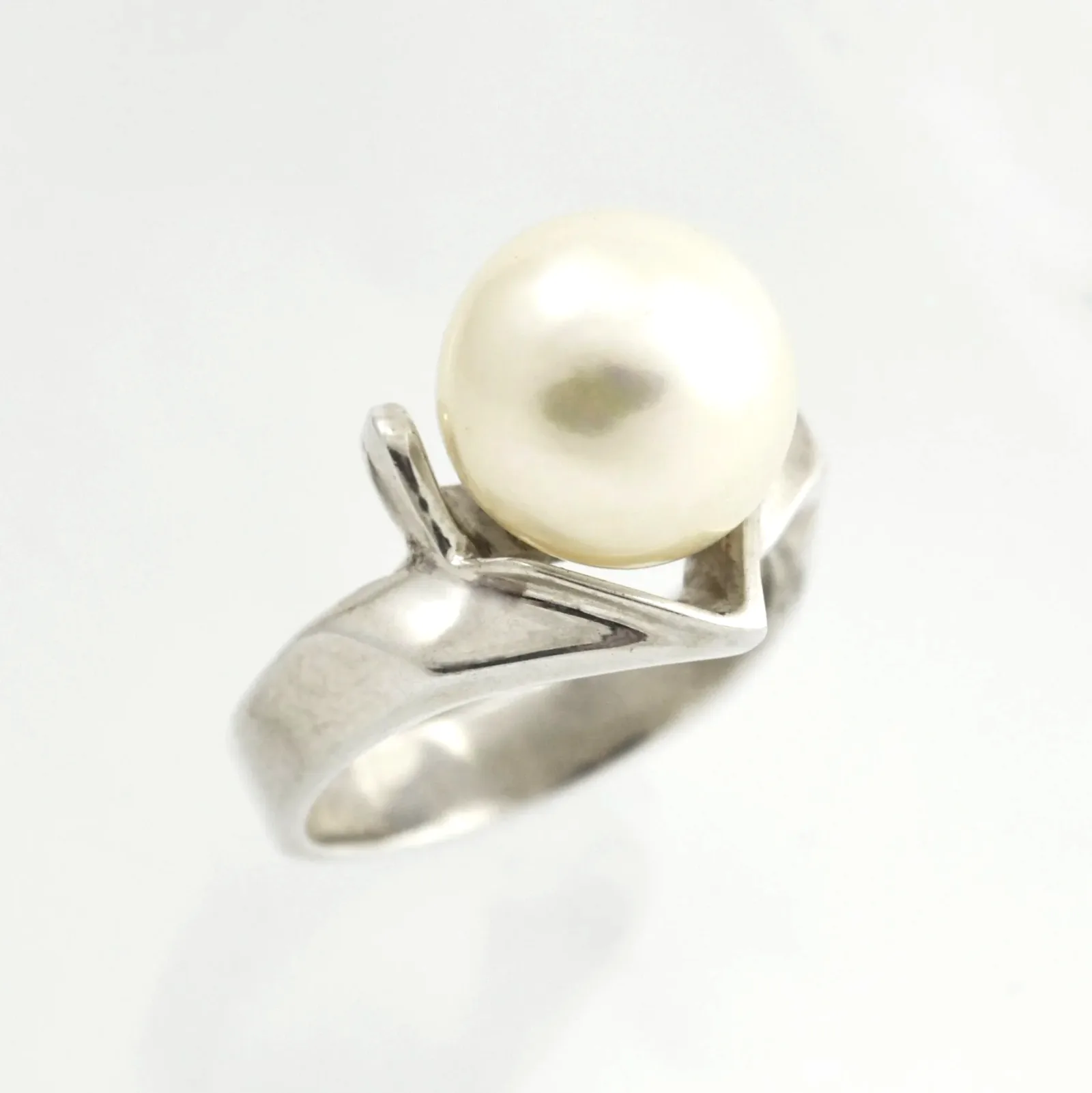 SSFreshwater White Pearl Ring by Sharon Teaman — view 1