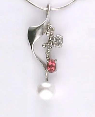Tasmin Sterling Silver Peach Tourmaline & Pearl necklace by Sharon Teaman